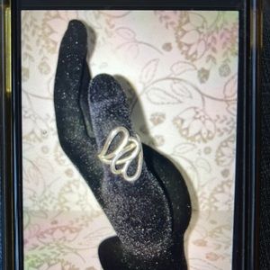 Sterling silver ring, Heart connections!! 925 size 6 1/2